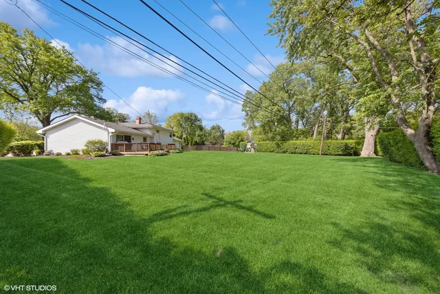 $520,000 | 5518 Wilcox Avenue, Downers Grove, IL 60516