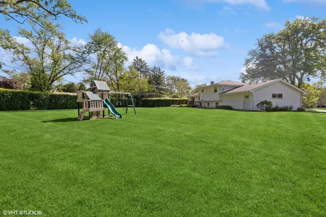 $520,000 | 5518 Wilcox Avenue, Downers Grove, IL 60516