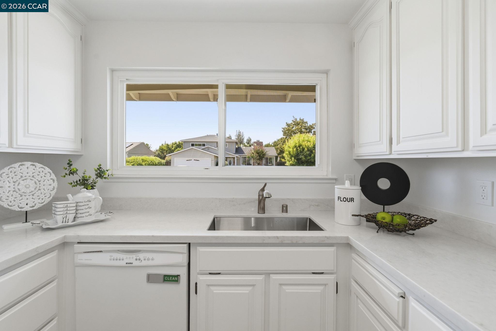 1748 Elmhurst Lane Concord, CA 94521 - Photo 16 of 60
