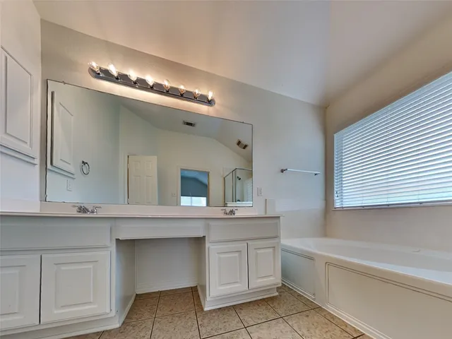 $2,375 | 6170 Galloway Lane, League City, TX 77573