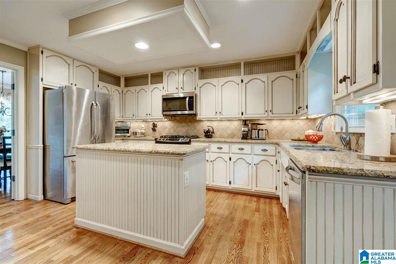 2040 Shagbark Road Birmingham, AL 35244 - Photo 10 of 45