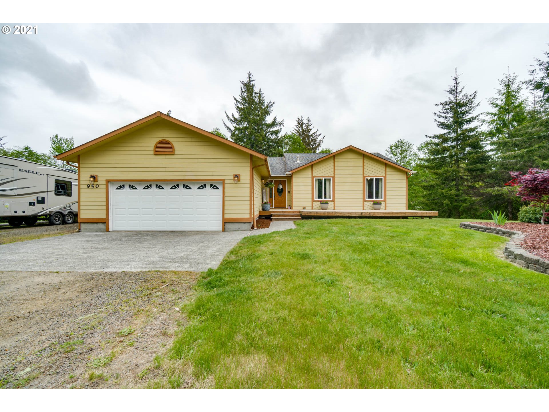 950 Southwest Ridge Road Warrenton, OR 97146 - Photo 1 of 32 Gallery Image 1