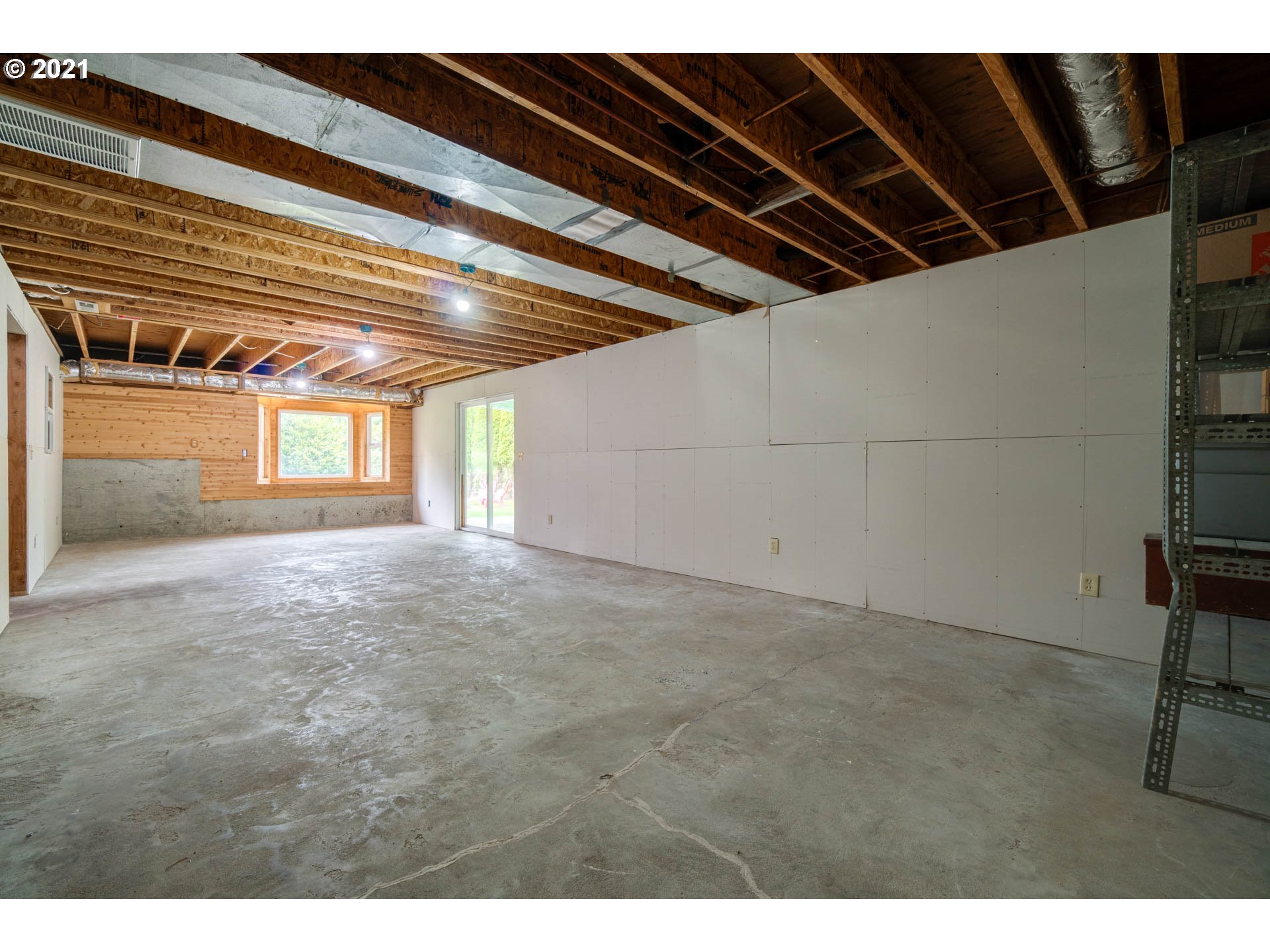 950 Southwest Ridge Road Warrenton, OR 97146 - Photo 22 of 32 Gallery Image 22