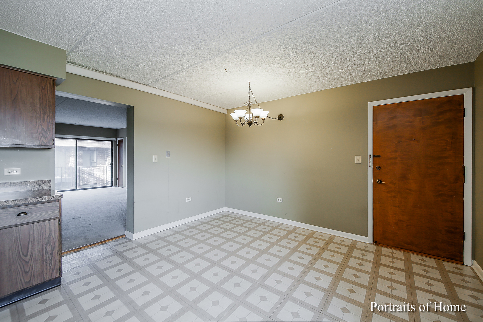 4946 Douglas Road, Unit 302 Downers Grove, IL 60515 - Photo 3 of 10