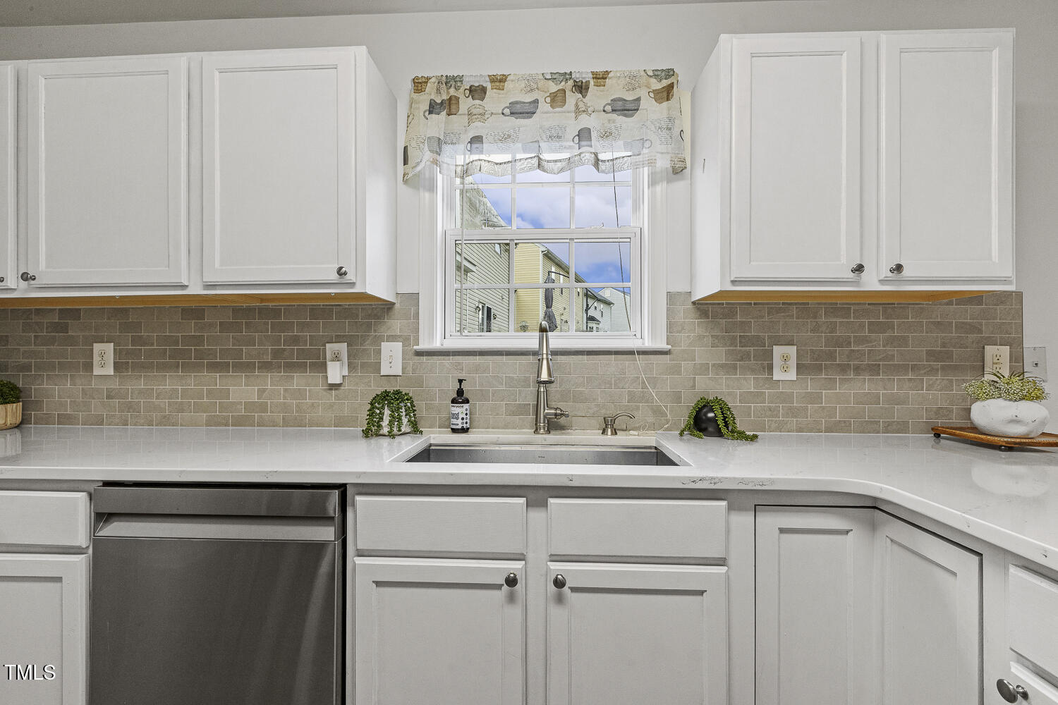 2012 Summer Shire Way Raleigh, NC 27604 - Photo 17 of 43 Great Storage and Pretty New Backsplash!