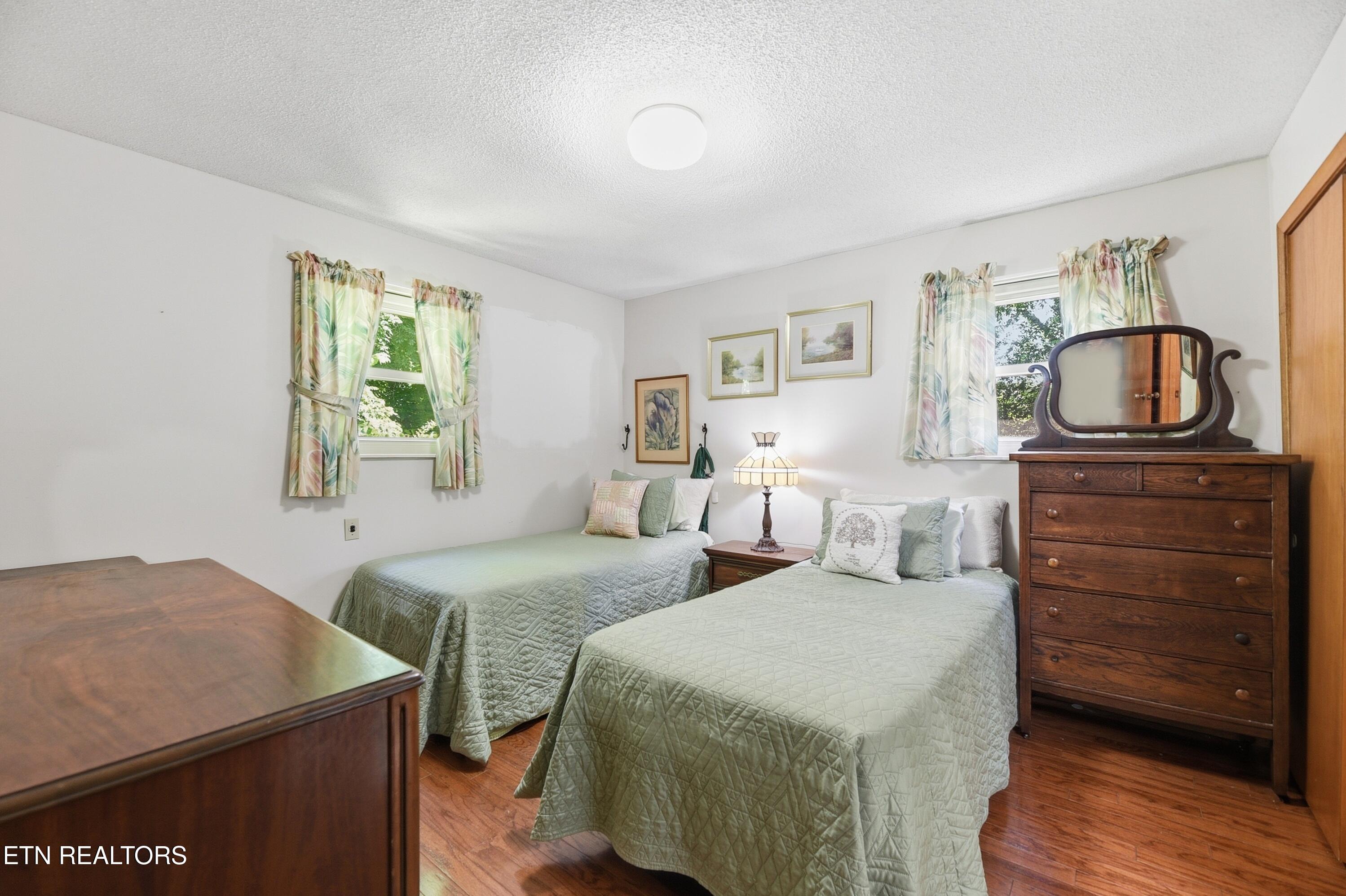 221 Sherwood Road Powell, TN 37849 - Photo 18 of 40 Master Bedroom