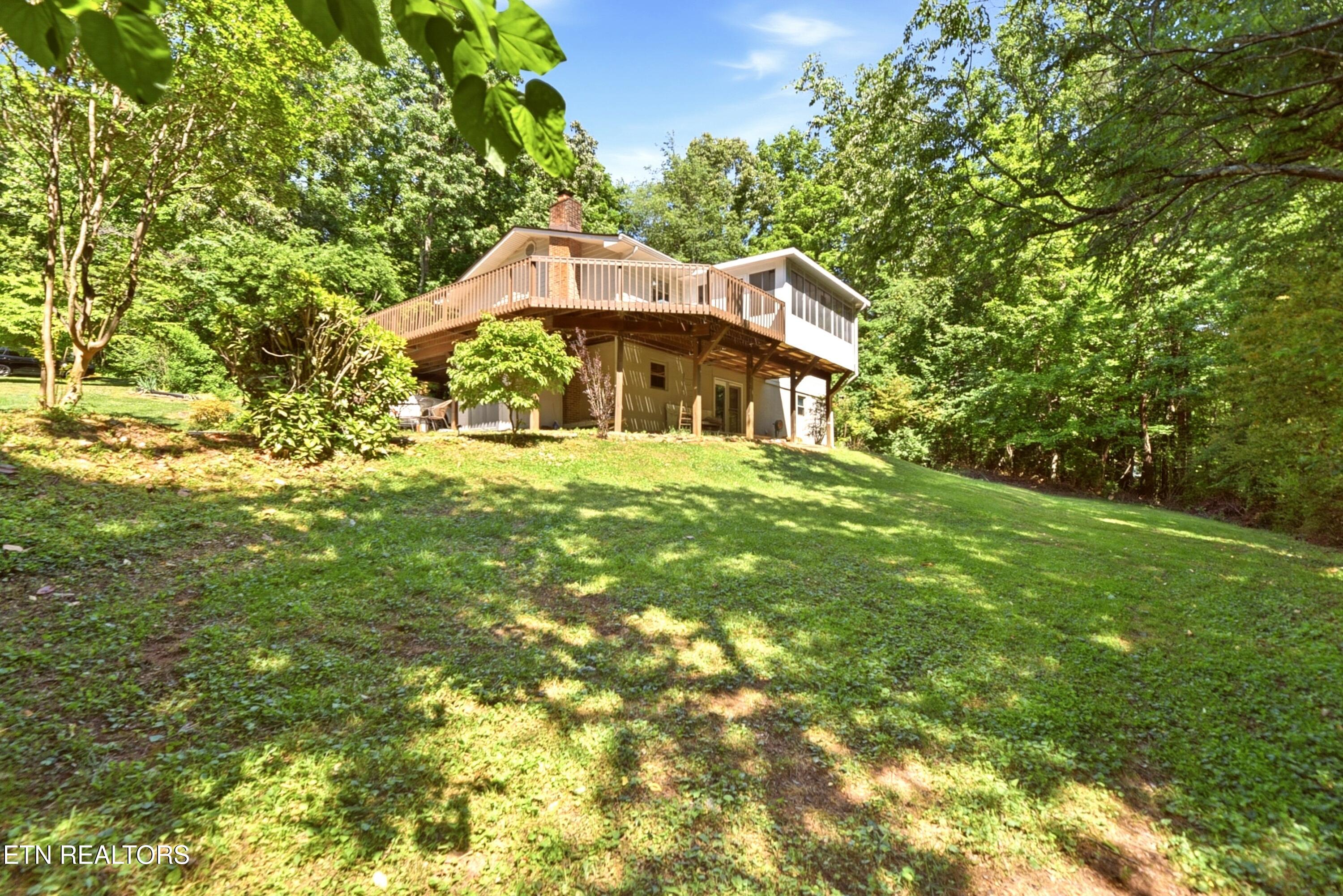 221 Sherwood Road Powell, TN 37849 - Photo 34 of 40 Backyard