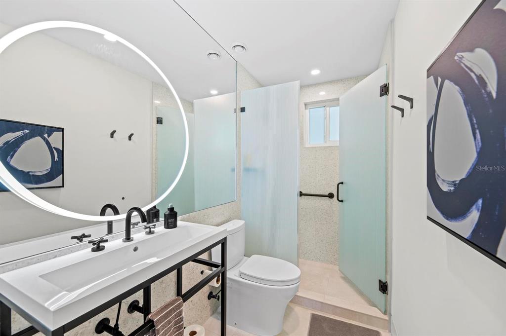 226 Golden Gate Point, Unit 33 Sarasota, FL 34236 - Photo 11 of 39