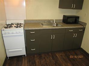 515 West Collins Street Denton, TX 76201 - Photo 13 of 17