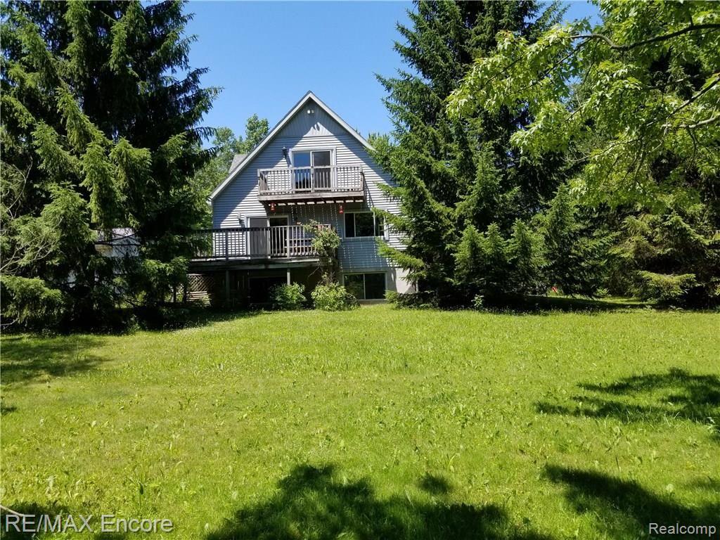 4155 Burtch Road Fort Gratiot, MI 48059 - Photo 3 of 29