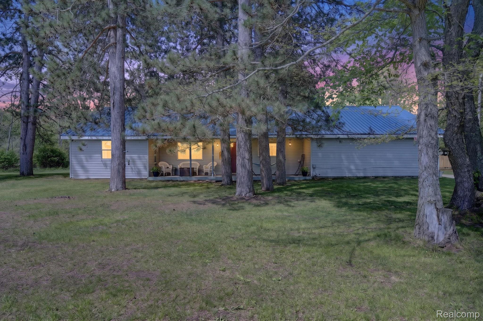 6298 Hess Road Vassar, MI 48768 - Photo 4 of 49 1-web-or-mls-DSC_9444#twilight.jpg