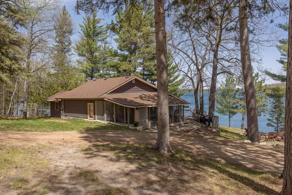 $750,000 | 1008 Northern Hawk Drive Northwest, Hackensack, MN 56452