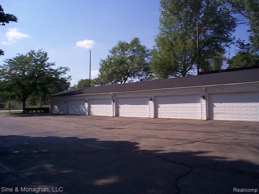 1501 River Road, Unit 204 St. Clair, MI 48079 - Photo 28 of 33