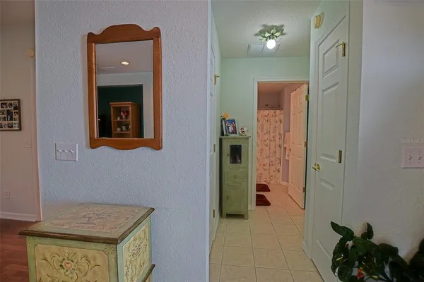 $299,900 | 13875 Southeast 94th Avenue, Summerfield, FL 34491