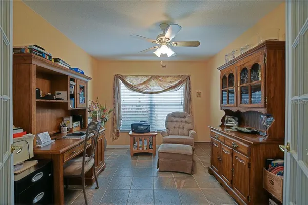 $299,900 | 13875 Southeast 94th Avenue, Summerfield, FL 34491