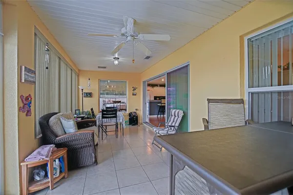 $299,900 | 13875 Southeast 94th Avenue, Summerfield, FL 34491