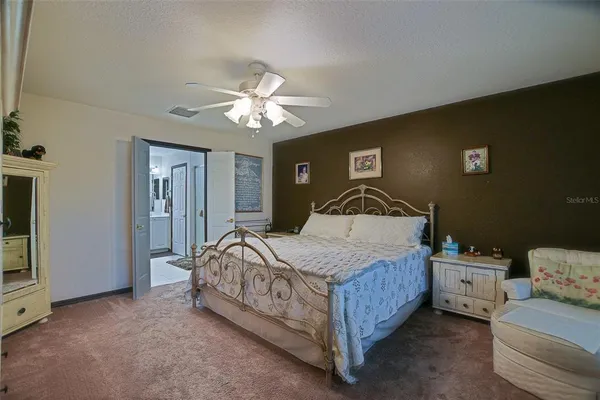 $299,900 | 13875 Southeast 94th Avenue, Summerfield, FL 34491