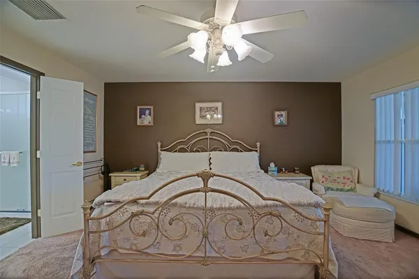 $299,900 | 13875 Southeast 94th Avenue, Summerfield, FL 34491