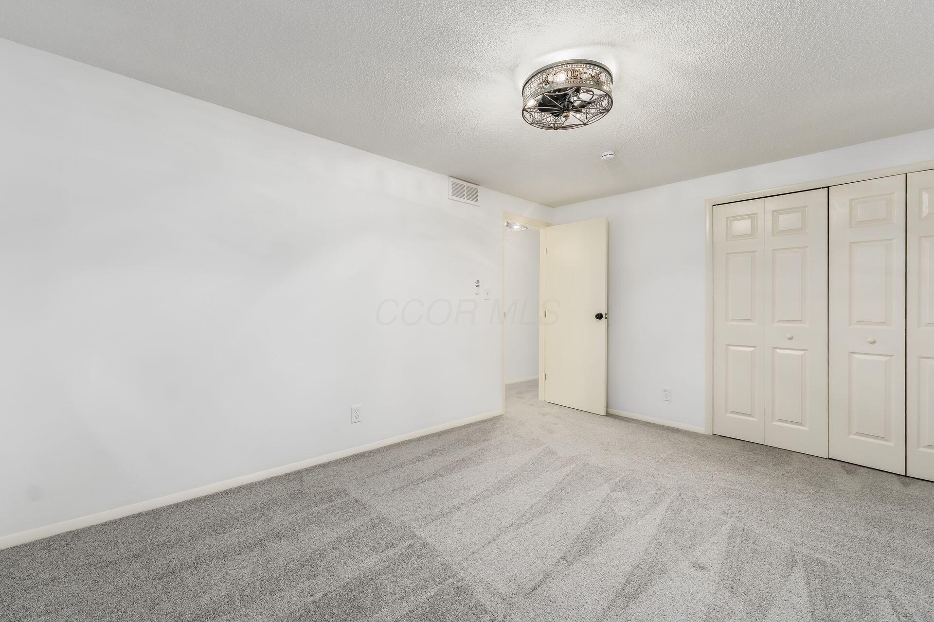 6571 Karl Road Columbus, OH 43229 - Photo 24 of 45 023_ Rd Columbus OH 43229 USA