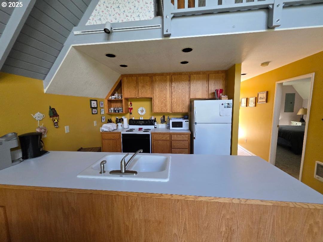 121 South Mike Road Tygh Valley, OR 97063 - Photo 12 of 35 Gallery Image 12