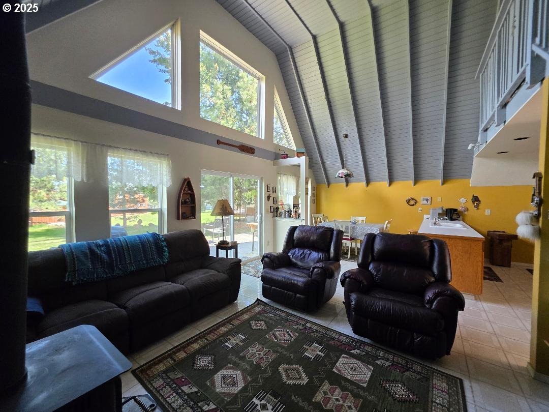 121 South Mike Road Tygh Valley, OR 97063 - Photo 16 of 35 Gallery Image 16