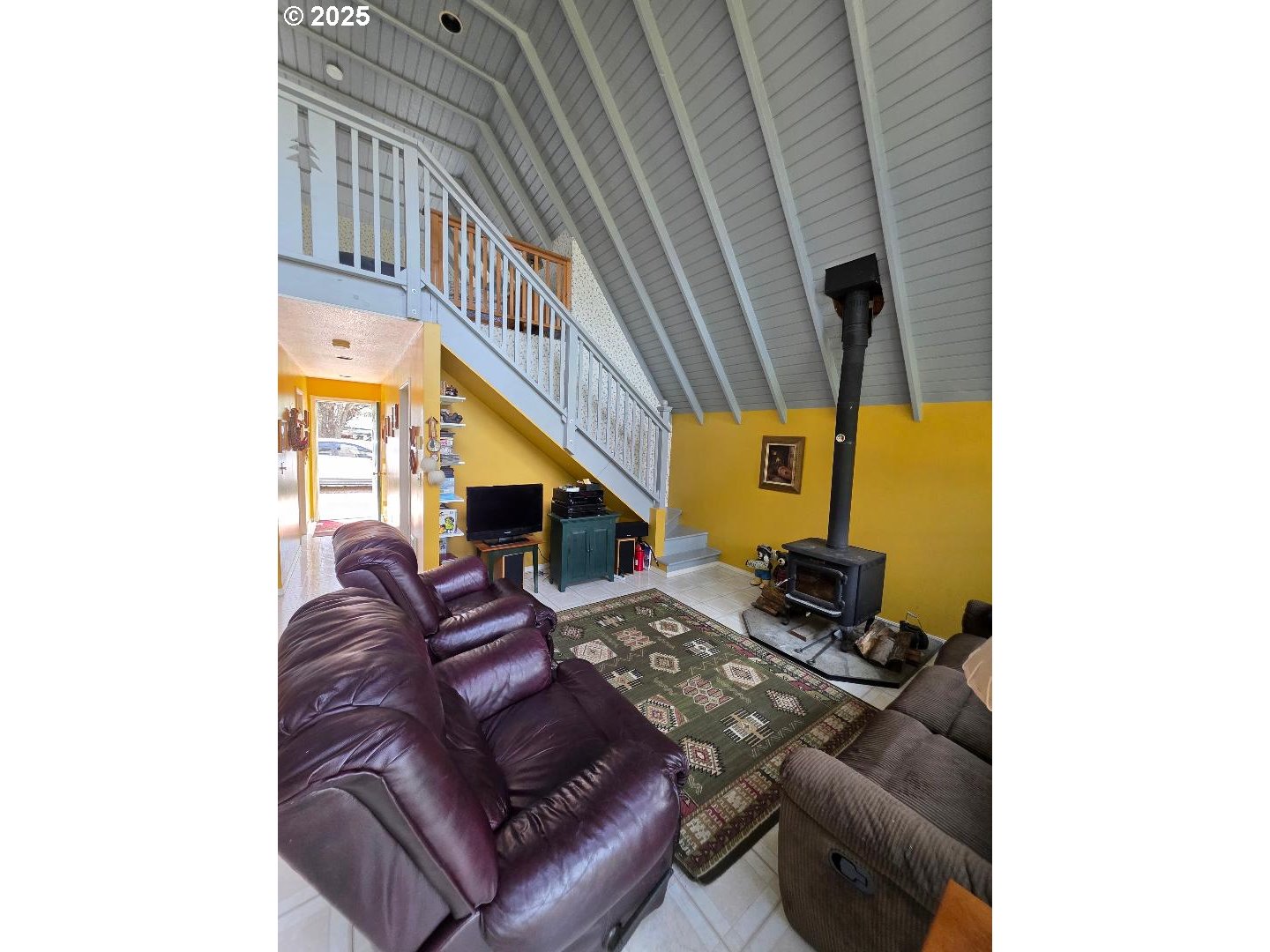 121 South Mike Road Tygh Valley, OR 97063 - Photo 19 of 35 Gallery Image 19