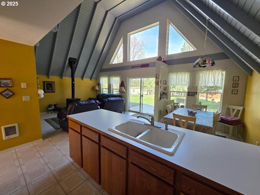 121 South Mike Road Tygh Valley, OR 97063 - Photo 9 of 35 Gallery Image 9