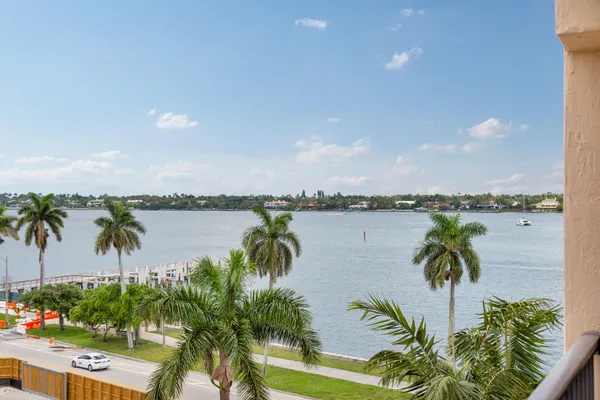 $2,200 | 1801 North Flagler Drive, Unit 638, West Palm Beach, FL 33407
