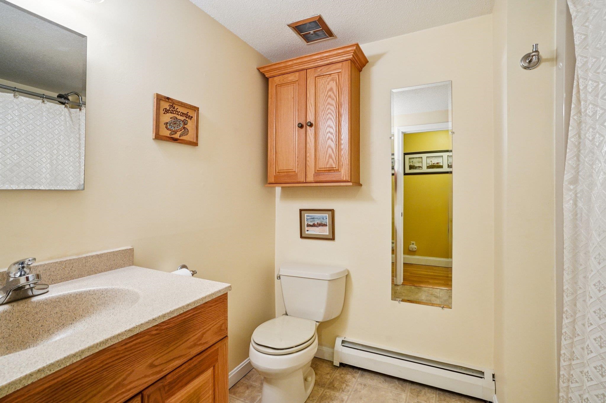 29 Academy Avenue Atkinson, NH 03811 - Photo 11 of 35