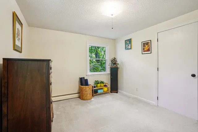 $595,000 | 29 Academy Avenue, Atkinson, NH 03811