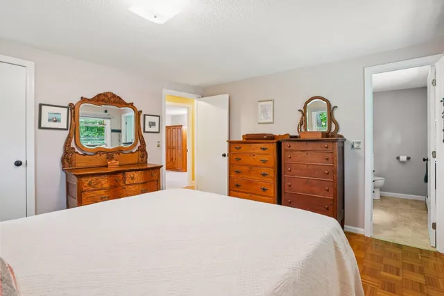 $595,000 | 29 Academy Avenue, Atkinson, NH 03811