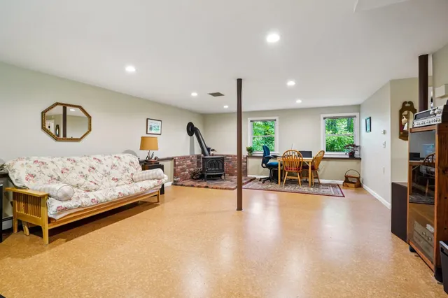 $595,000 | 29 Academy Avenue, Atkinson, NH 03811