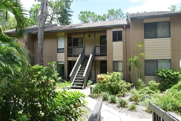$1,800 | 1709 Pelican Cove Road, Unit GL349, Sarasota, FL 34231