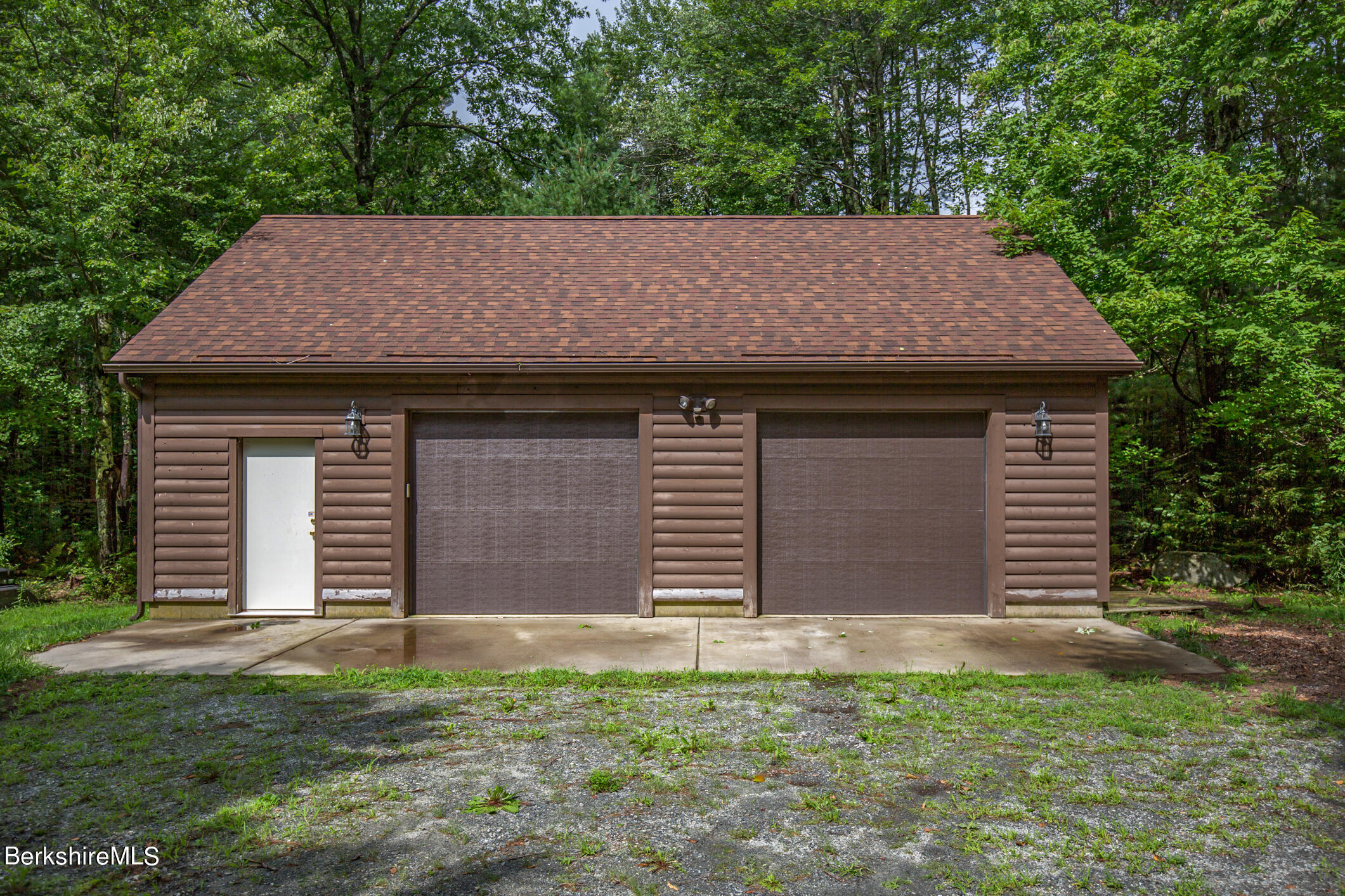 43 Becket Road Otis, MA 01029 - Photo 4 of 41