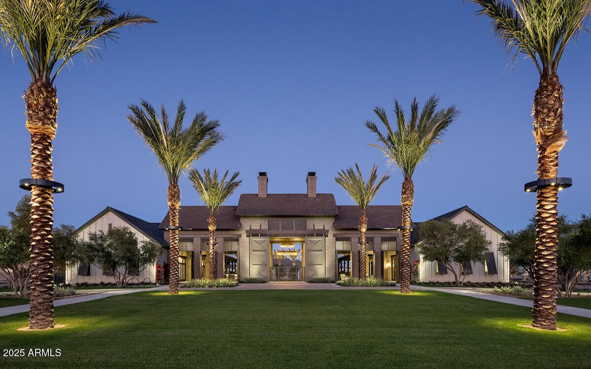 2440 West Maximo Way Phoenix, AZ 85085 - Photo 4 of 15 a front view of house with yard and outdoor seating