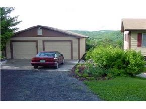 260 Valley View Road Hartford, VT 05001 - Photo 2 of 8 Gallery Image 2