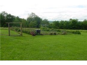 260 Valley View Road Hartford, VT 05001 - Photo 4 of 8 Gallery Image 4
