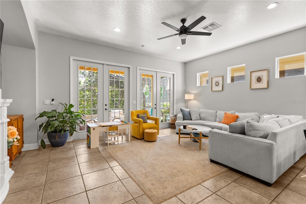 8236 Vía Bella Notte Orlando, FL 32836 - Photo 18 of 41