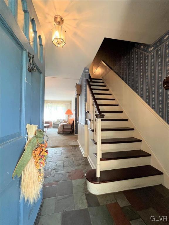 3209 Bridlepath Road Easton, PA 18045 - Photo 4 of 46 Gallery Image 4