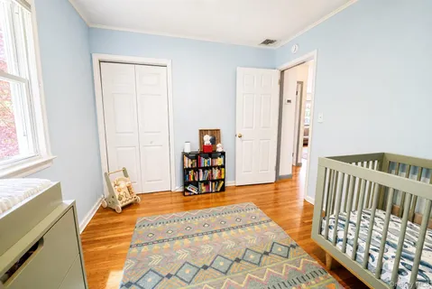 $799,000 | 8 Seneca Avenue, White Plains, NY 10603