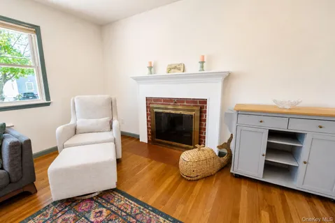 $799,000 | 8 Seneca Avenue, White Plains, NY 10603