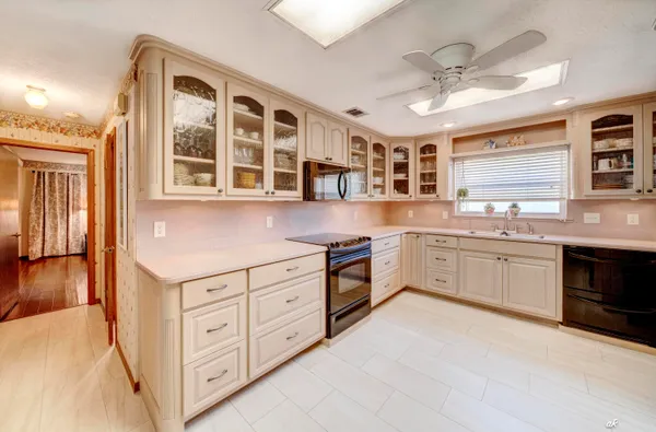 $525,000 | 2910 Kings Harbour Road, Panama City, FL 32405