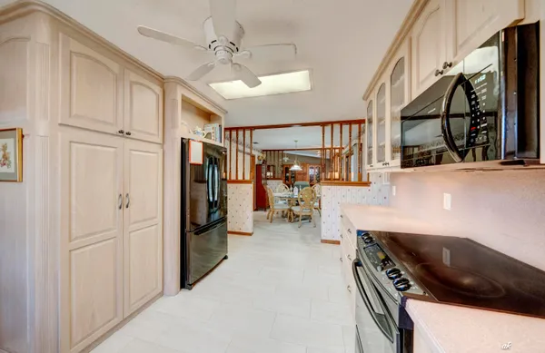 $525,000 | 2910 Kings Harbour Road, Panama City, FL 32405