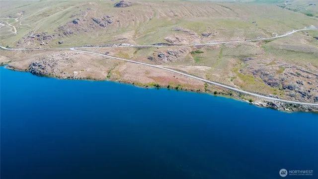 $779,000 | 8 Highland Orchard Road, Bridgeport, WA 98813