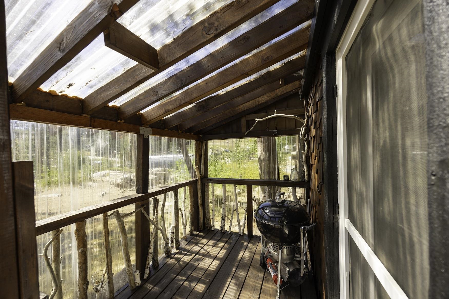 19221 Donner Pass Road Soda Springs, CA 95728 - Photo 24 of 27 Gallery Image 24