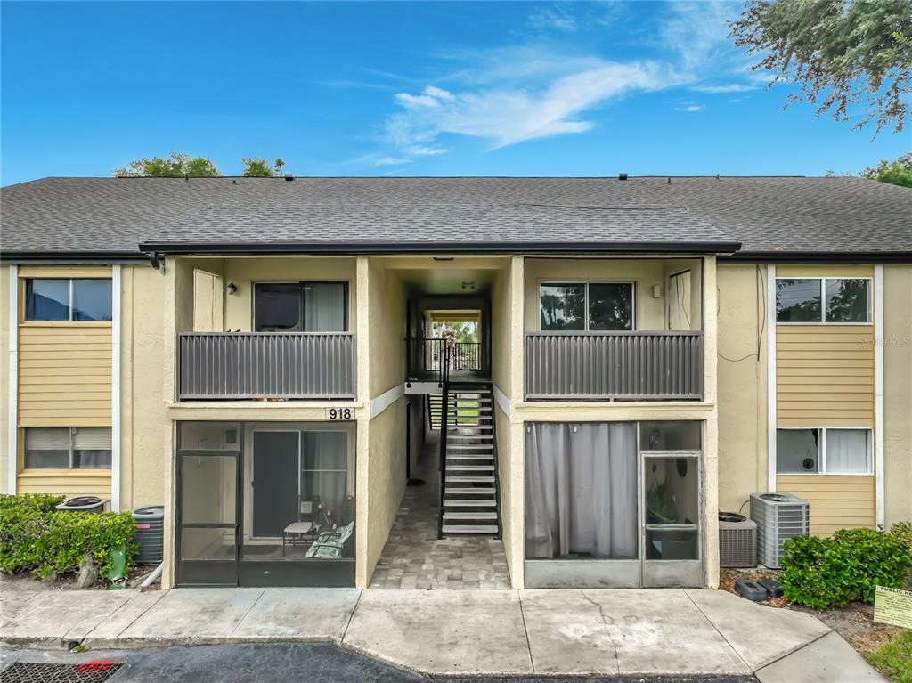 918 Lake Destiny Road, Unit F Altamonte Springs, FL 32714 - Photo 2 of 37