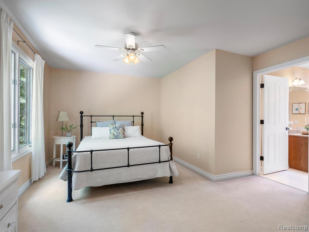 1331 Avon Circle West Rochester Hills, MI 48309 - Photo 29 of 54