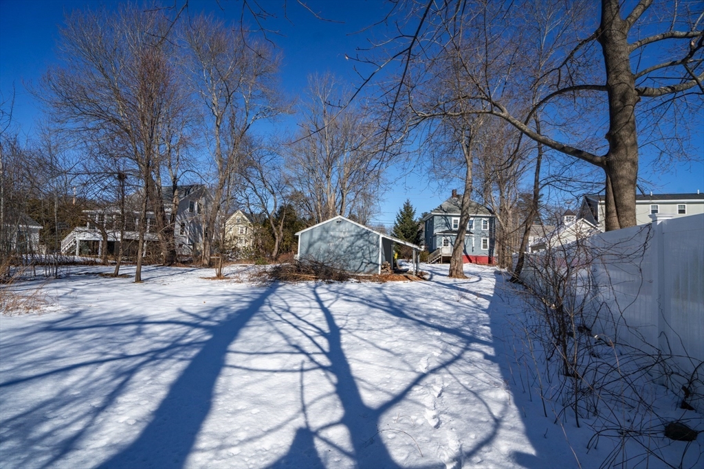 224 Elm Street Amesbury, MA 01913 - Photo 31 of 34