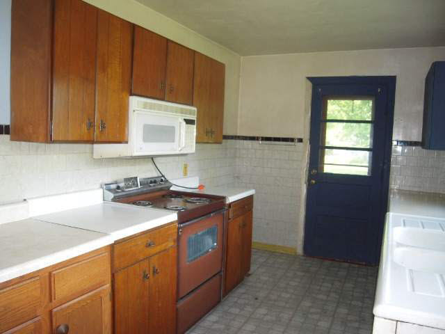1436 Shadeland Road Lafayette, IN 47909 - Photo 5 of 9 Gallery Image 5