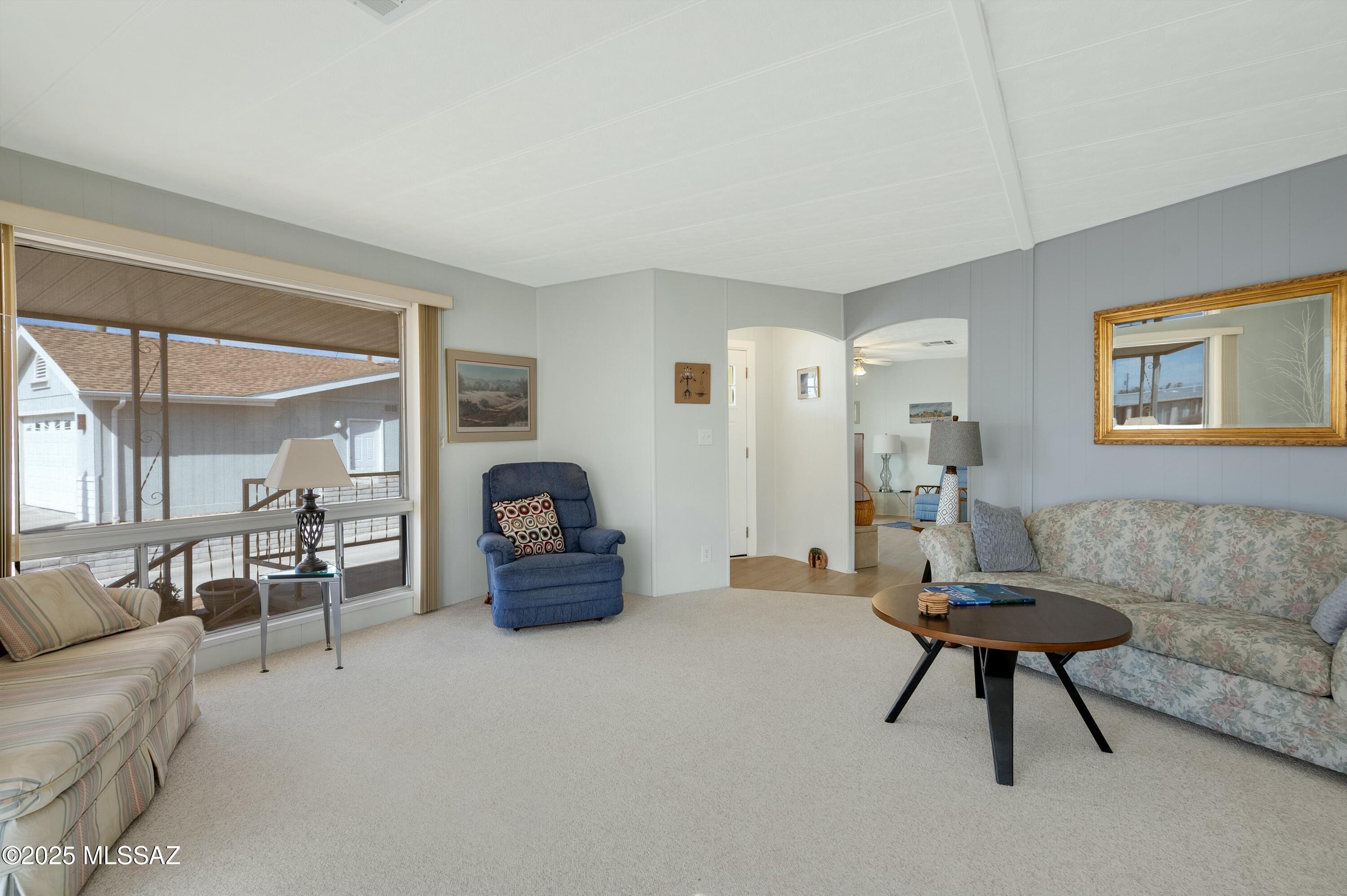 6048 West Rafter Cir Street Tucson, AZ 85713 - Photo 10 of 39 Gallery Image 10